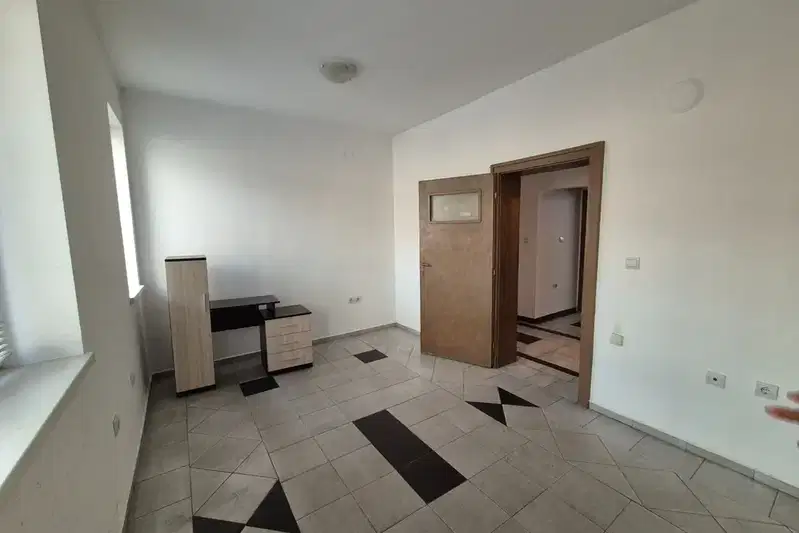 Office in Veliko Tyrnovo, Centyr