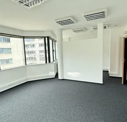 Photo 3 — Office in Sofiya, Centyr