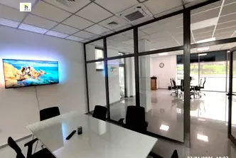 Офис в Пловдив, Център