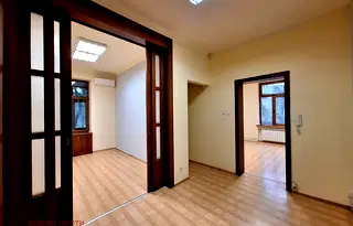 Офис в София, Център