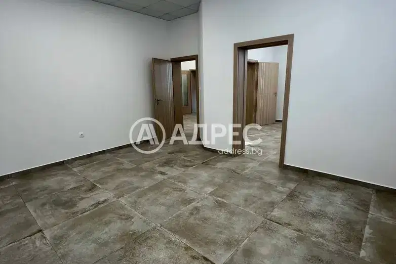 Office in Veliko Tyrnovo, Centyr