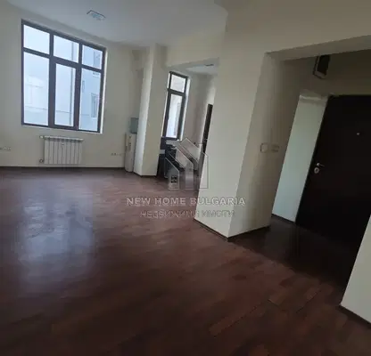 Photo 4 — Office in Sofiya, Centyr