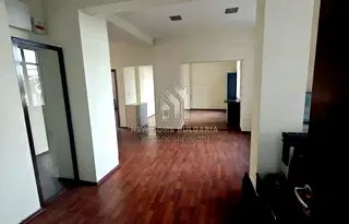 Офис в София, Център