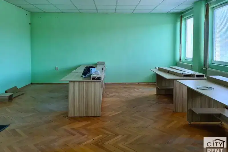 Office in Veliko Tyrnovo, Centyr