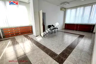 Офис в София, Дружба 1