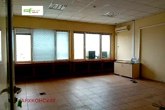 Офис в София, Гео Милев