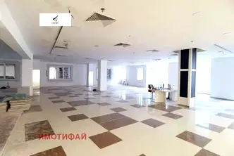 Офис в София, Гео Милев