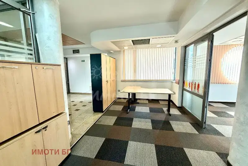 Office in Sofiya, Hipodruma