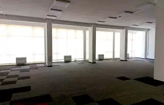 Офис в София, Хладилника