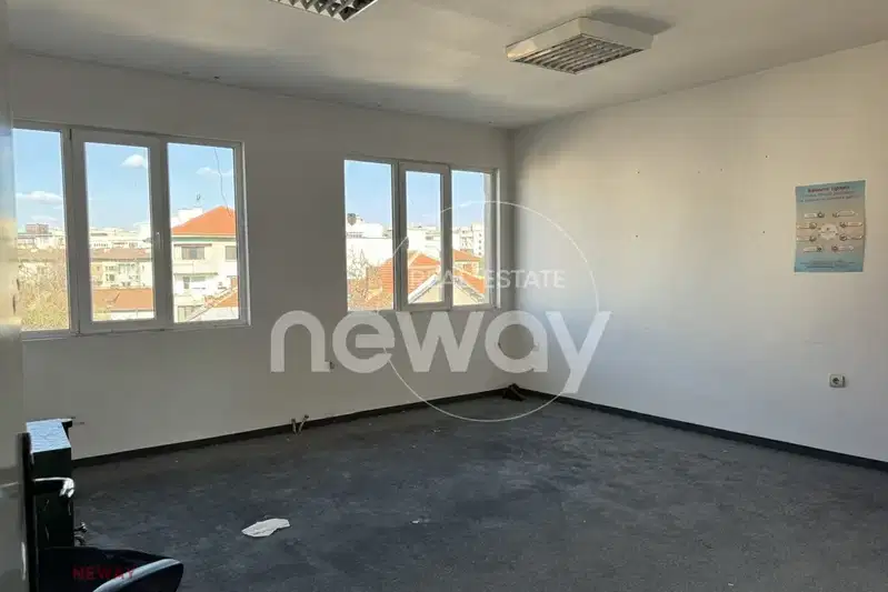 Office in Pleven, Idealen Centyr