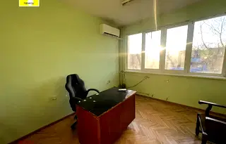 Офис в Плевен, Идеален център