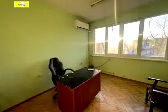 Офис в Плевен, Идеален център