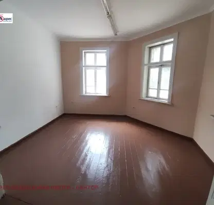 Photo 3 — Office in Pazardjik, Idealen Centyr