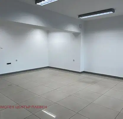 Photo 3 — Office in Pleven, Idealen Centyr