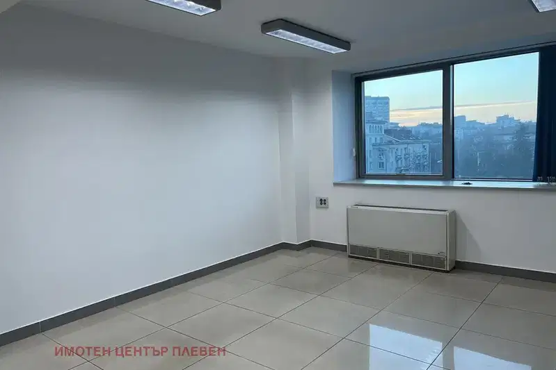 Офис в Плевен, Идеален център