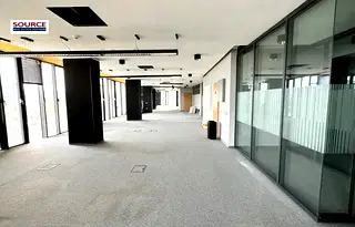 Офис в София, Изток