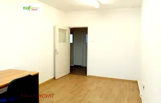 Офис в София, Изток