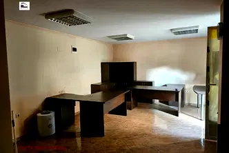 Офис във Варна, Колхозен пазар
