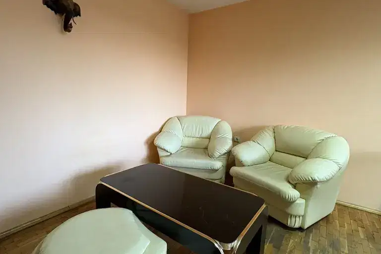 Office in Veliko Tyrnovo, Kolyu Ficheto