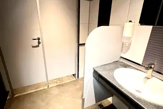 Офис в София, Кръстова вада