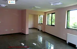Офис в София, Кръстова вада