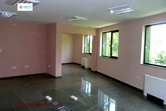 Офис в София, Кръстова вада
