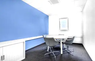 Офис в София, Летище София