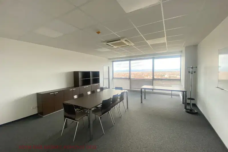 Office in Sofiya, Letishte Sofiya