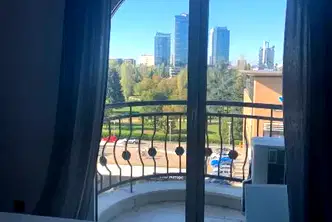 Офис в София, Лозенец