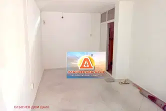 Офис в Шумен, Математическа гимназия