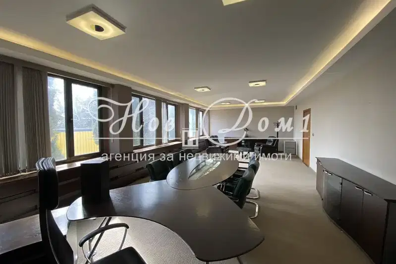 Office in Varna, Vladislav Varnenchik 1