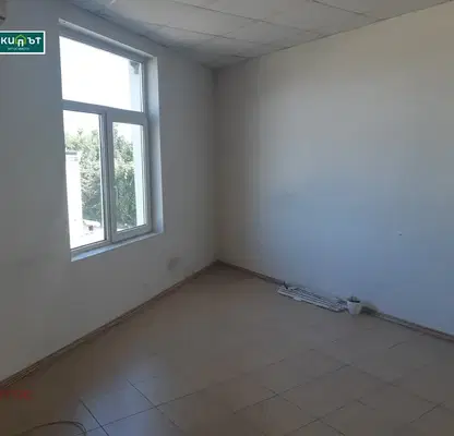 Photo 4 — Office in Varna, Metro