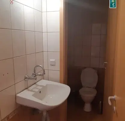 Photo 5 — Office in Varna, Metro