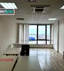 Офис във Варна, Метро