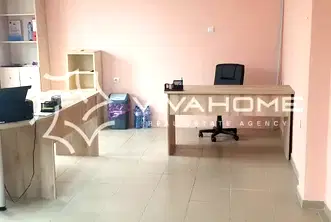Офис във Варна, Младост 1