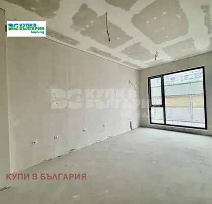Photo 3 — Office in Varna, Mladost 1