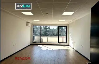 Офис във Варна, Младост 2