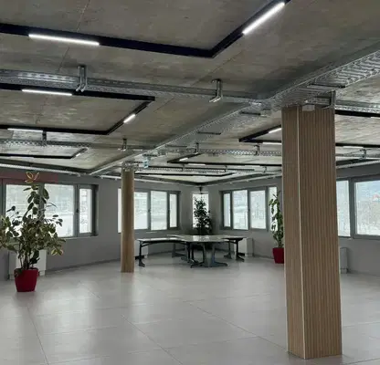 Photo 2 — Office in Sofiya, Mladost 4