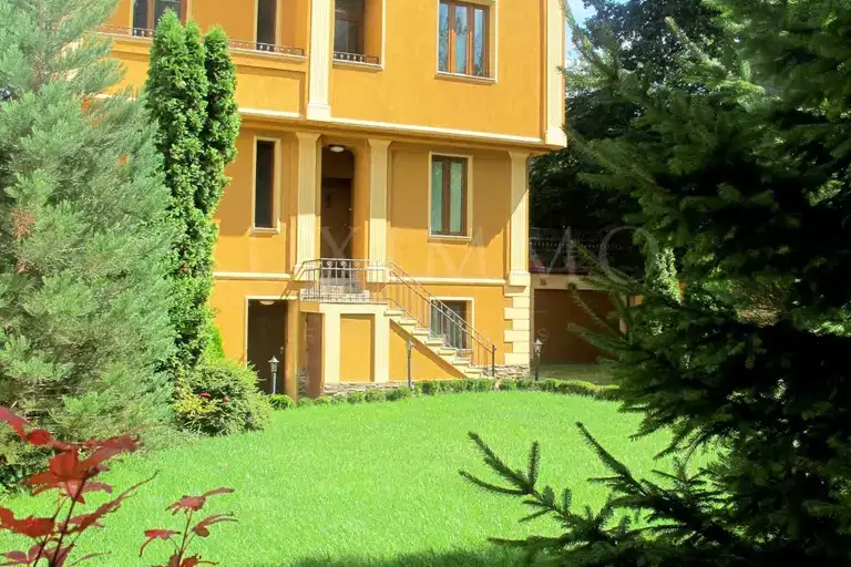 Office in Sofiya, Oborishte