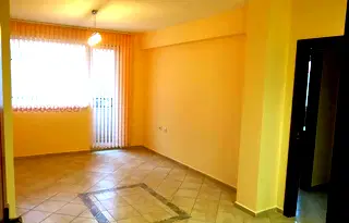 Офис във Варна, Операта