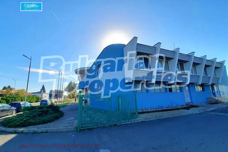 Офис в Бургас, Победа