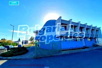 Офис в Бургас, Победа