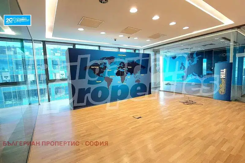 Офис в София, Полигона