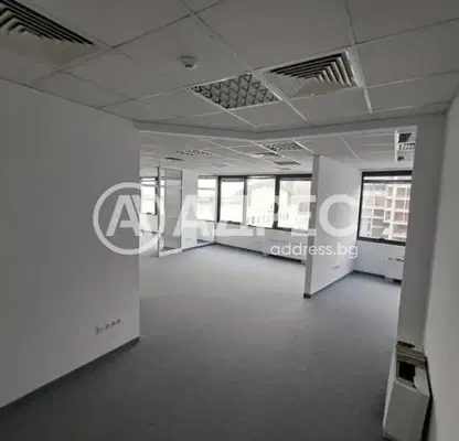 Photo 2 — Office in Sofiya, Poligona