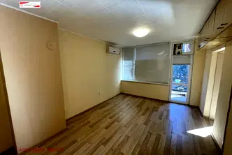 Офис в Стара Загора, Ремиза