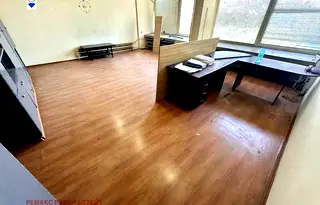 Офис в Русе, Широк център