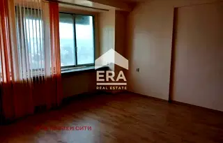 Офис в Плевен, Широк център