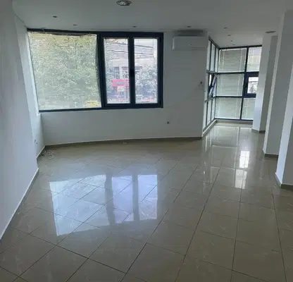 Photo 2 — Office in Благоев, Широк център