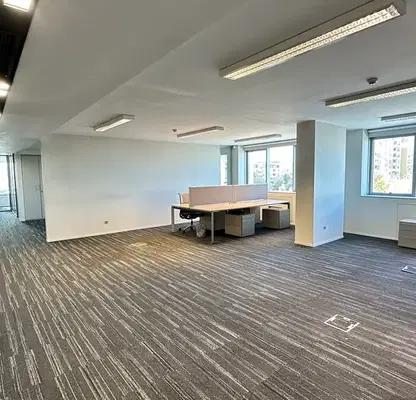Photo 4 — Office in Sofiya, Strelbishte