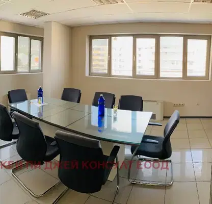 Photo 5 — Office in Sofiya, Vitosha